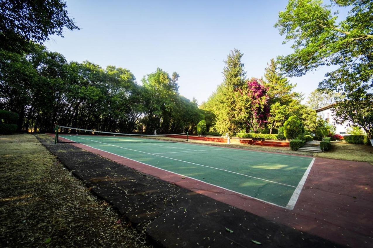Best Western Plus Posada De Don Vasco Pátzcuaro Zewnętrze zdjęcie Tennis courts at the University of Nottingham